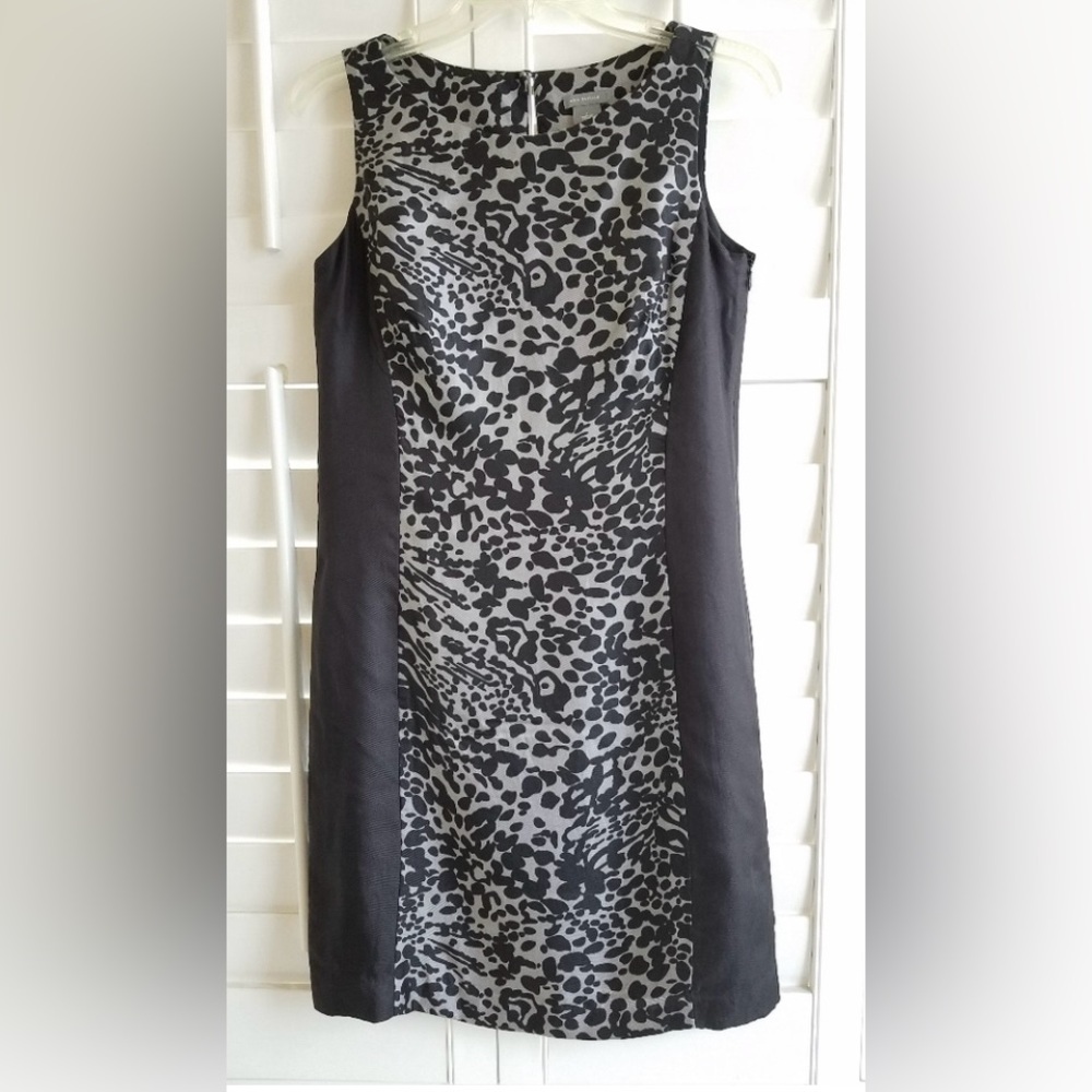 ANN TAYLOR- 💯 Silk Black and Gray Animal Print Shift Dress